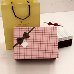 Stripe Printing Customized Cardboard Gift Box with Bow Tie